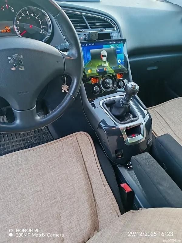 Second-hand Peugeot 5008 112 CP (82 kW) 2011 SUV