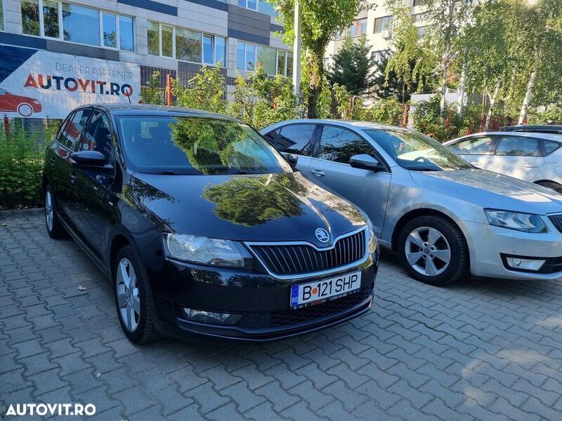 Negru Utilizat 2018 Skoda Rapid Clever Break | 8.650 EUR (Preț OK) - Imagine 1/4