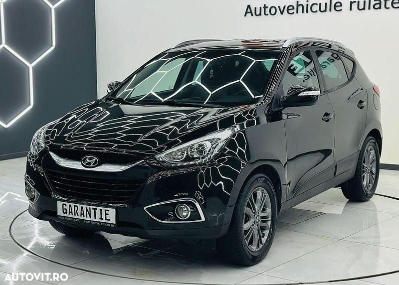 Second-hand Hyundai ix35 Comfort 115 CP (84 kW) 2015 Culoarenegru SUV