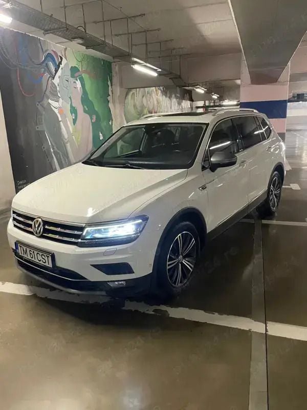 Alb Utilizat 2018 VW Tiguan Highline SUV | 15.000 EUR (Super Preț) - Imagine 1/4
