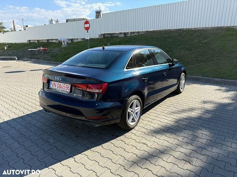 Second-hand Audi A3 116 CP (85 kW) 2020 Culoarealbastru Berlinǎ