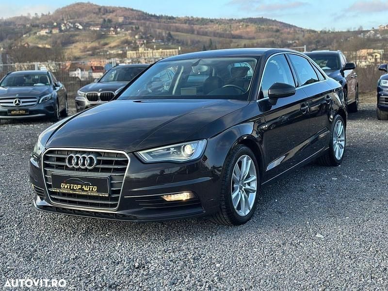 Culoaremaro Utilizat 2013 Audi A3 Ambition Berlinǎ | 9.700 EUR (Puțin scump) - Imagine 1/4