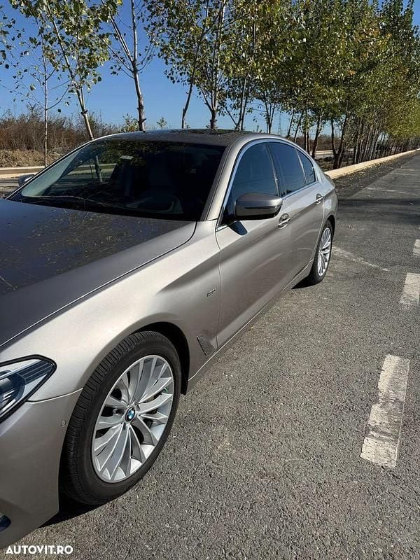 Second-hand BMW 530 Comfort Edition 265 CP (194 kW) 2017 Culoaregalbeuriu Berlinǎ