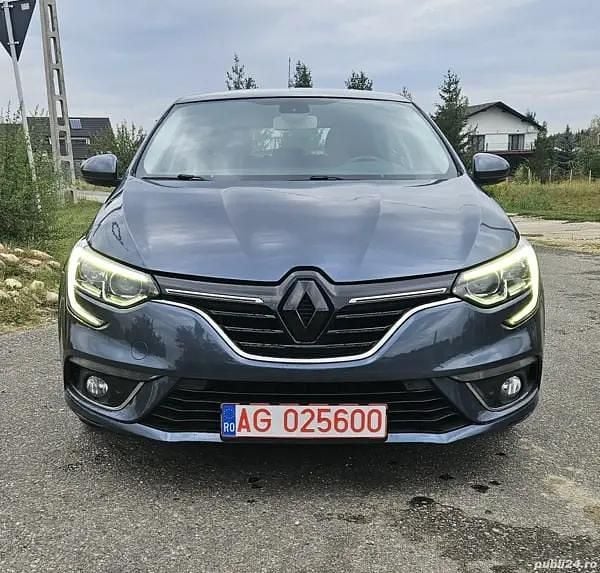 Utilizat 2016 Renault Mégane IV Hatchback | 7.850 EUR (Preț bun) - Imagine 1/4