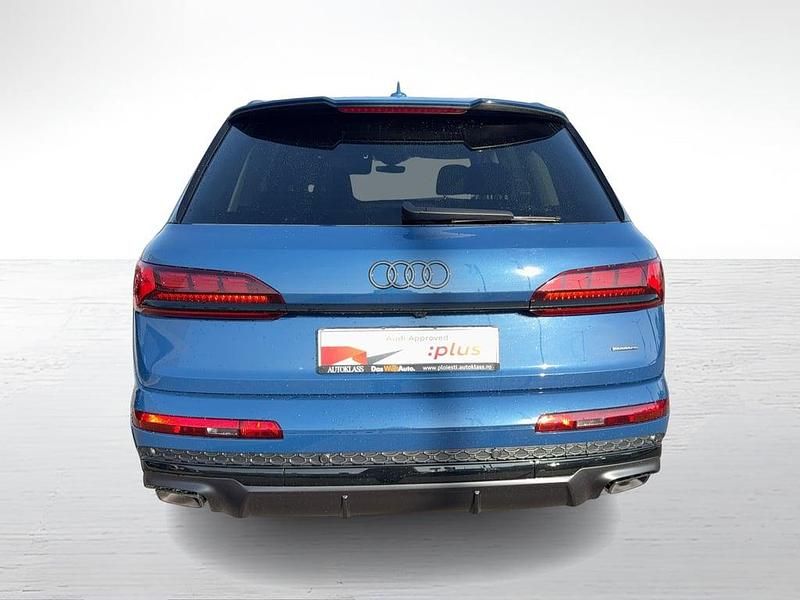 Nouă Audi Q7 S-Line 394 CP (289 kW) 2025 Albastru mediu  normal SUV