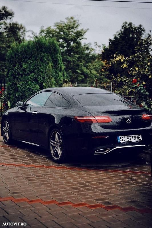 Second-hand Mercedes E350 Avantgarde 299 CP (219 kW) 2018 Culoarenegru Coupe
