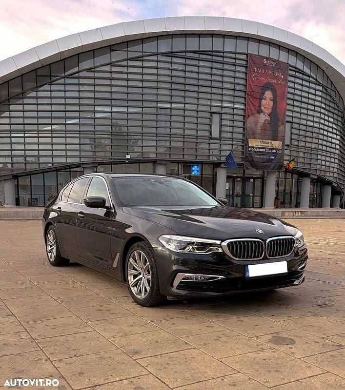 Second-hand BMW 520 Luxury Line 190 CP (139 kW) 2018 Culoarenegru Berlinǎ