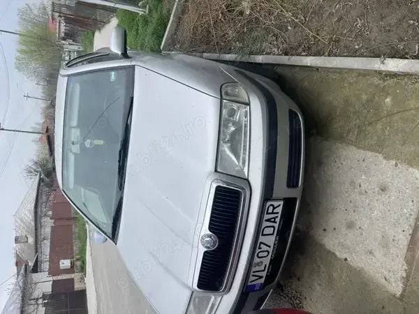 Utilizat 2003 Skoda Octavia Berlinǎ | 4.000 EUR - Imagine 1/4