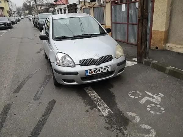 Utilizat 2005 Toyota Yaris Hatchback | 1.300 EUR - Imagine 1/4