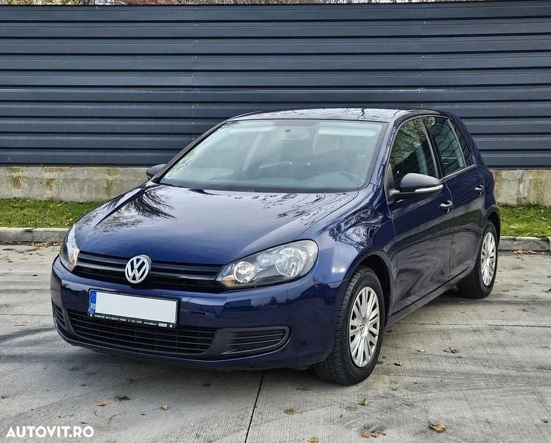 Culoarealbastru Utilizat 2012 VW Golf VII Trendline Hatchback | 6.500 EUR (Preț bun) - Imagine 1/4