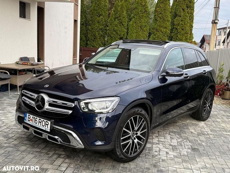 Second-hand Mercedes GLC220 Exclusive 194 CP (142 kW) 2021 Culoarealbastru SUV