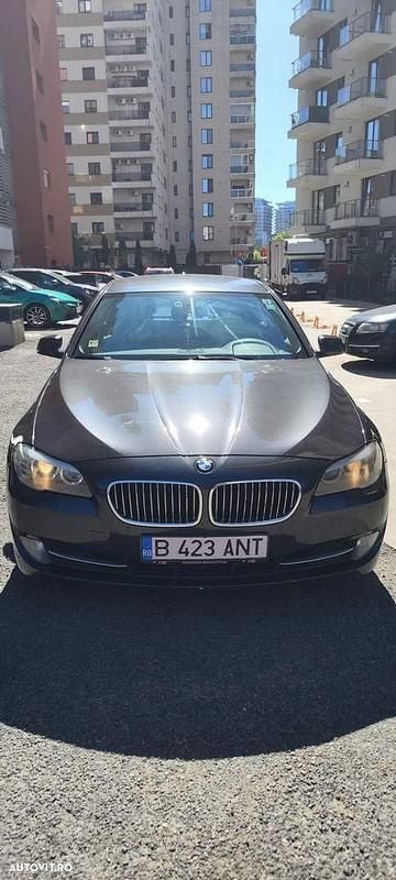 Culoaregri Utilizat 2012 BMW 520 Comfort Edition Berlinǎ | 8.999 EUR (Preț bun) - Imagine 1/4