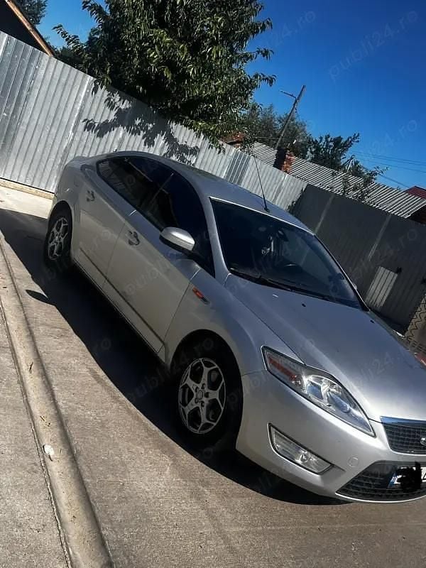 Utilizat 2010 Ford Mondeo Berlinǎ | 5.200 EUR (Scump) - Imagine 1/4