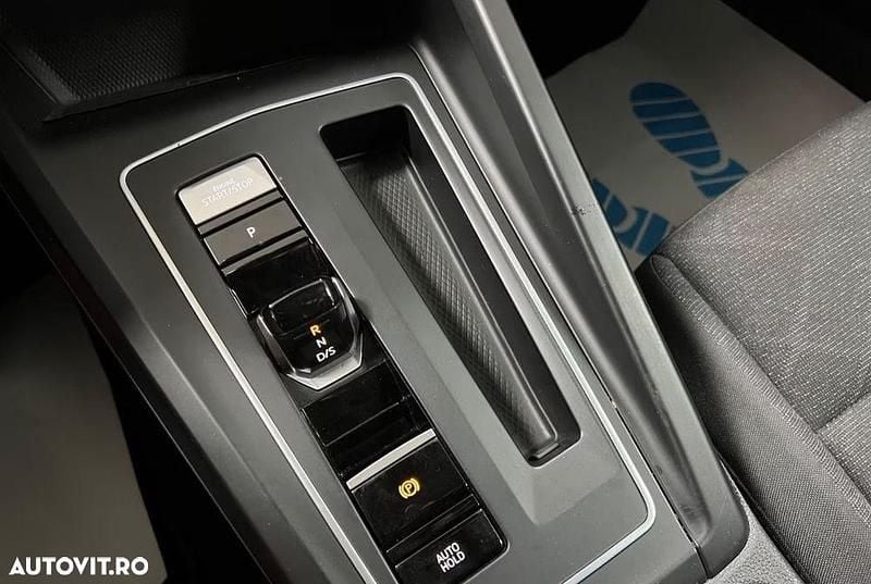 Second-hand VW Golf VIII 150 CP (110 kW) 2022 Culoaregri Break