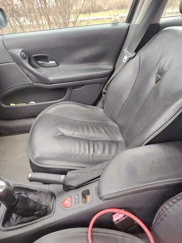 Second-hand Renault Laguna II 130 CP (95 kW) 2006 Hatchback