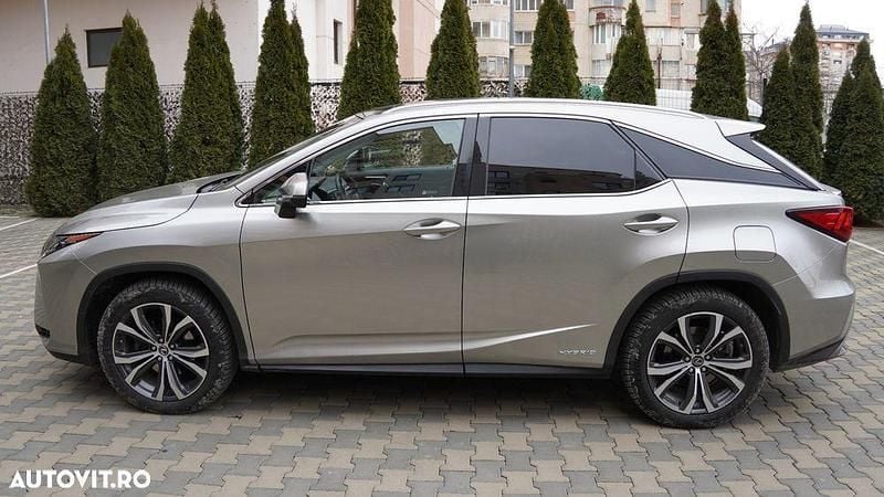 Second-hand Lexus RX450h Luxury Line 313 CP (230 kW) 2018 Culoaregri SUV