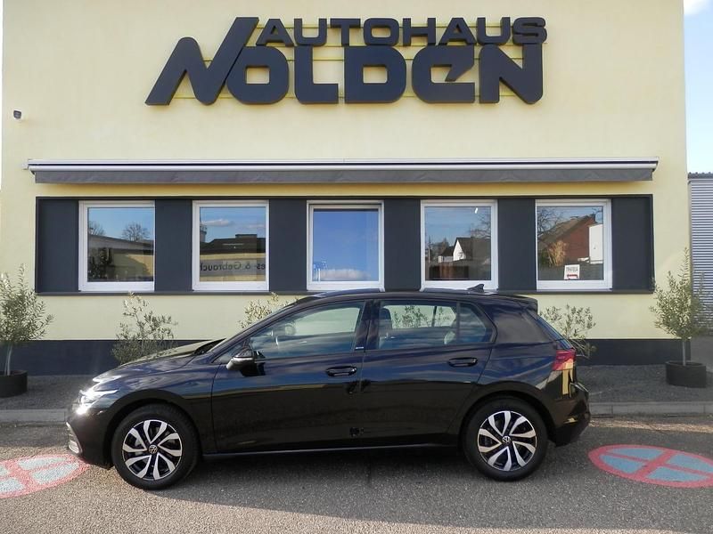 Utilizat 2021 VW Golf VIII Life | 23.961 EUR (Preț OK) - Imagine 1/1