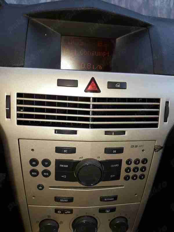 Second-hand Opel Astra 90 CP (66 kW) 2008 Albastru Break