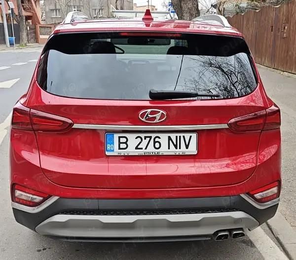 Second-hand Hyundai Santa Fe 200 CP (147 kW) 2019 Roșu SUV