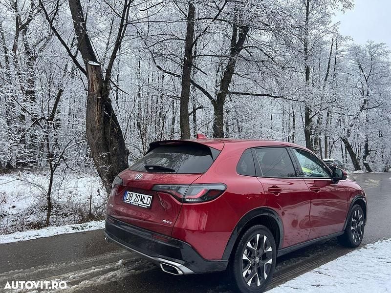 Second-hand Honda ZR-V Advance 143 CP (105 kW) 2024 Culoarerosu SUV