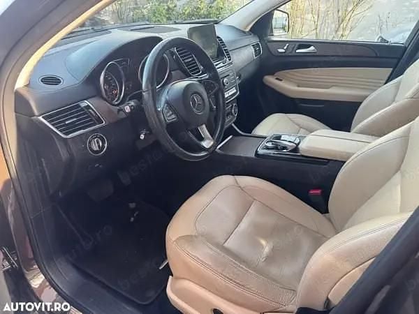 Maro Second-hand 2016 Mercedes GLE350 SUV | 34.850 EUR (Super Preț) - Imagine 1/4