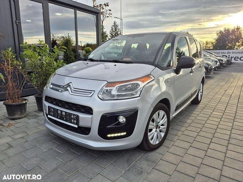 Culoaregri Utilizat 2017 Citroën C3 Picasso Monovolum | 5.999 EUR - Imagine 1/4
