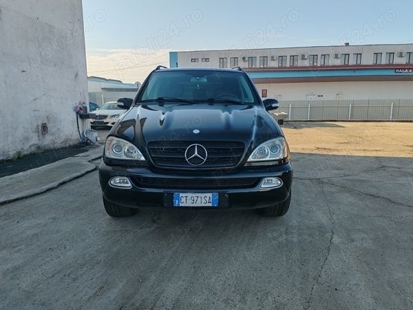 Utilizat 2005 Mercedes ML270 SUV | 4.500 EUR - Imagine 1/4