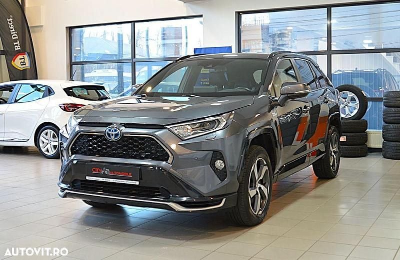 Second-hand Toyota RAV4 Hybrid Style 306 CP (225 kW) 2021 Culoaregri SUV