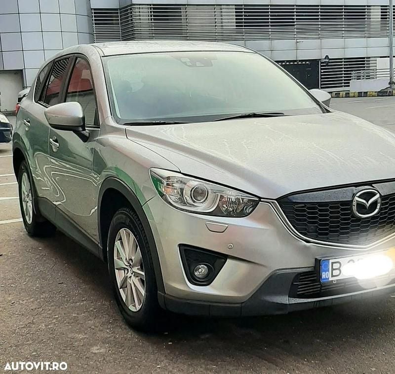 Second-hand Mazda CX-5 Exclusive-Line 150 CP (110 kW) 2015 Culoareargint SUV
