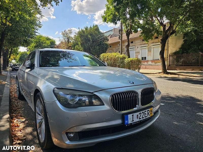 Culoareargint Utilizat 2011 BMW 740L Berlinǎ | 6.950 EUR - Imagine 1/4