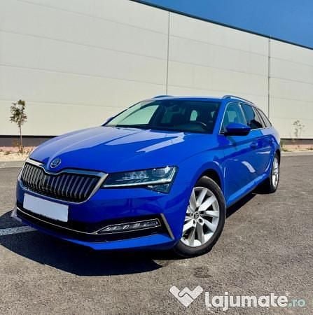 Albastru Utilizat 2020 Skoda Superb Style Break | 18.390 EUR (Preț bun) - Imagine 1/4