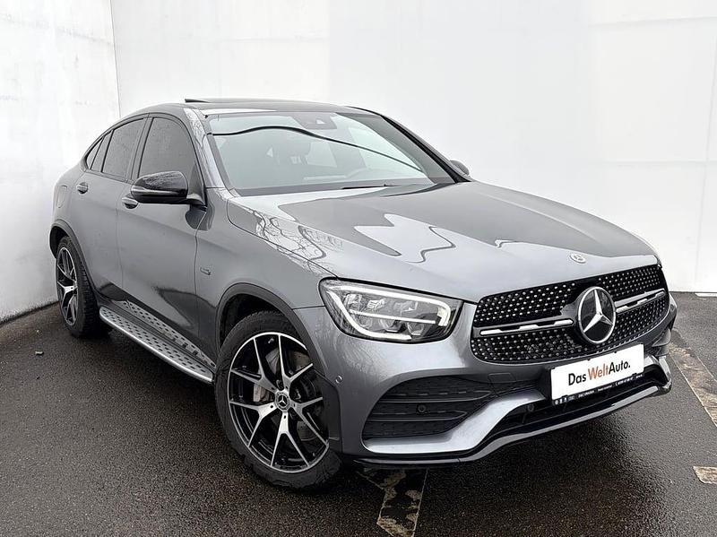 Second-hand Mercedes GLC300 211 CP (155 kW) 2020 Gri inchis  metalic Coupe