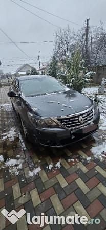 Second-hand Renault Latitude 150 CP (110 kW) 2012 Berlinǎ