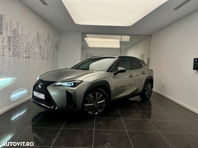 Culoareargint Second-hand 2025 Lexus UX 300h Sport Design Packet SUV | 44.989 EUR - Imagine 1/4