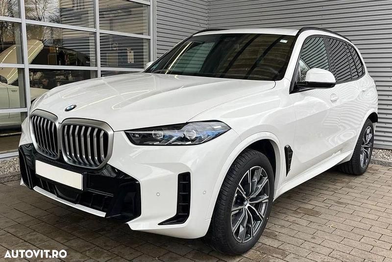 Culoarealb Utilizat 2024 BMW X5 Shadowline SUV | 83.438 EUR - Imagine 1/4