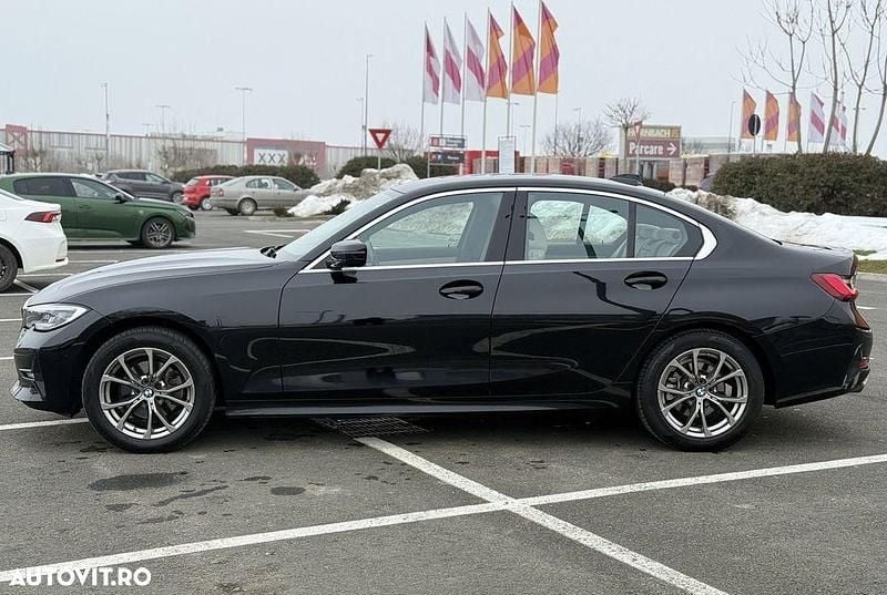 Second-hand BMW 320 Sport Line 184 CP (135 kW) 2021 Culoarenegru Berlinǎ