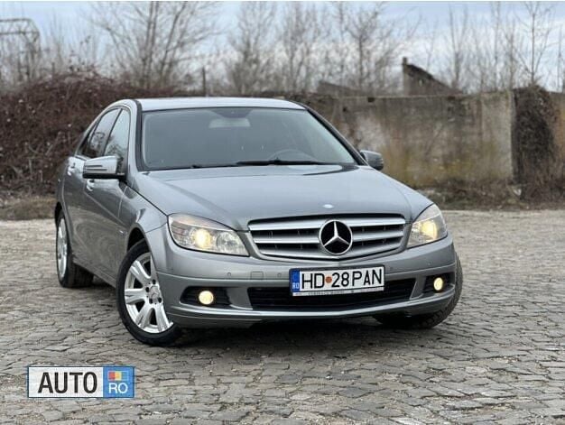 Second-hand Mercedes C220 136 CP (100 kW) 2011 Gri Berlinǎ
