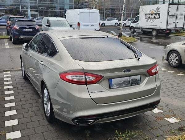Second-hand Ford Mondeo Titanium 180 CP (132 kW) 2015 Gri Hatchback