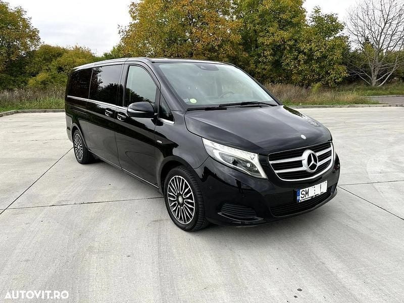 Culoarenegru Utilizat 2017 Mercedes V250 Avantgarde Edition Monovolum | 28.900 EUR (Super Preț) - Imagine 1/4
