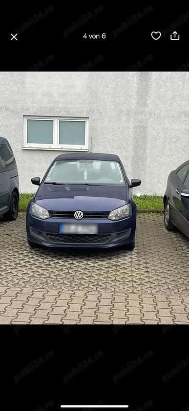 Albastru Utilizat 2010 VW Polo Hatchback | 2.500 EUR (Super Preț) - Imagine 1/4