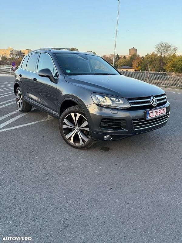 Culoaregri Utilizat 2013 VW Touareg Exclusive SUV | 16.490 EUR (Preț OK) - Imagine 1/4