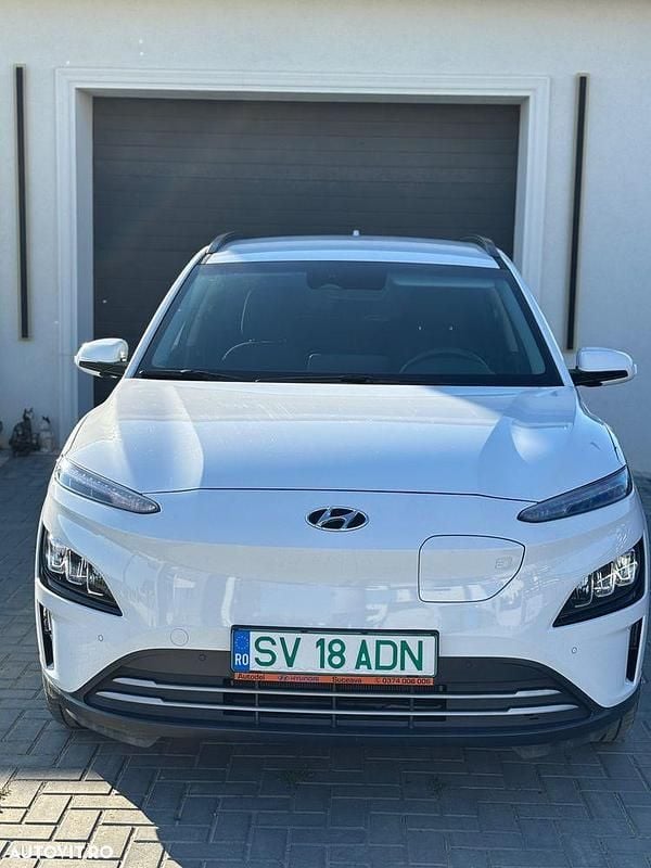 Culoarealb Utilizat 2023 Hyundai Kona SUV | 28.000 EUR - Imagine 1/4