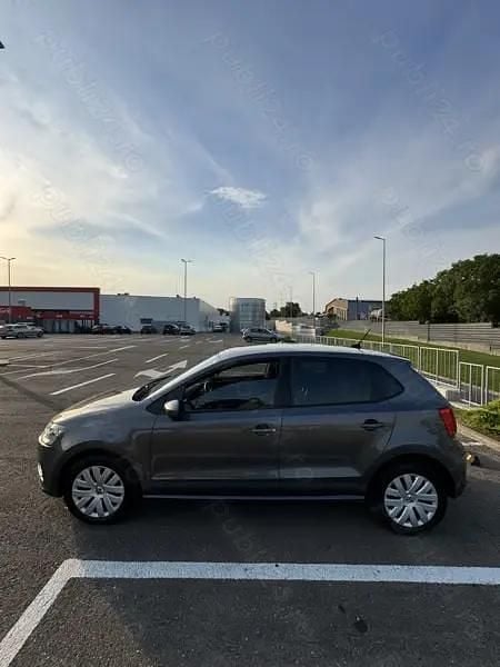 Utilizat 2017 VW Polo Comfortline Berlinǎ | 5.700 EUR (Preț OK) - Imagine 1/4