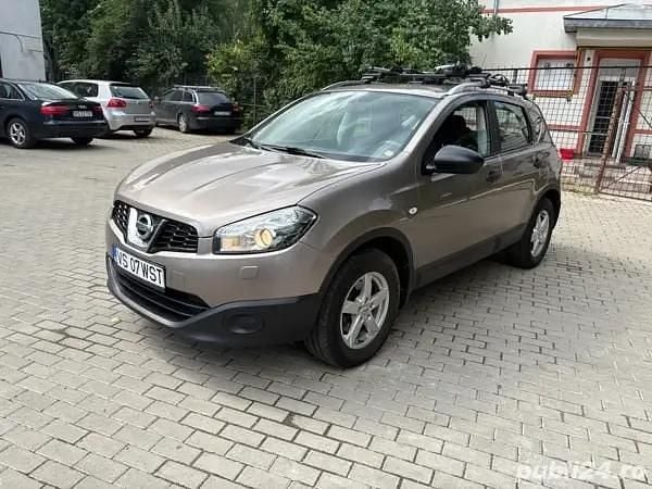 Maro Utilizat 2012 Nissan Qashqai SUV | 7.300 EUR (Preț OK) - Imagine 1/4