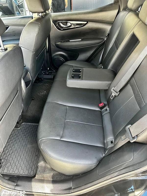 Second-hand Nissan Qashqai 360º 130 CP (95 kW) 2014 Culoarenegru SUV