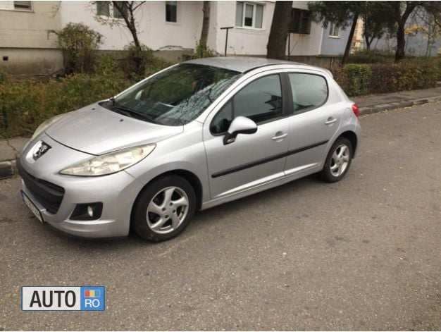 Second-hand Peugeot 207 70 CP (51 kW) 2010 Gri Hatchback