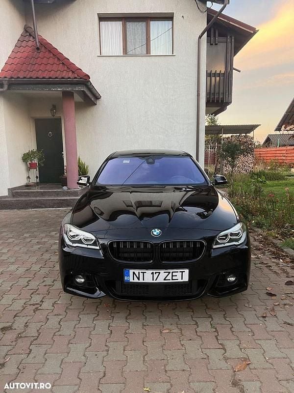Culoarenegru Utilizat 2016 BMW 535 Sport Line Berlinǎ | 18.900 EUR (Super Preț) - Imagine 1/4