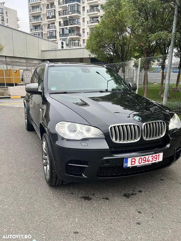 Culoarenegru Utilizat 2013 BMW X5 SUV | 16.900 EUR (Preț bun) - Imagine 1/4