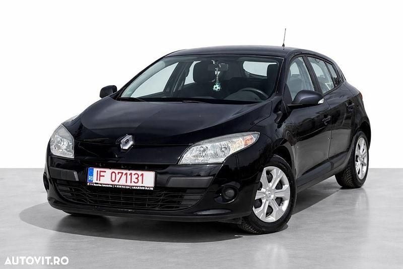 Second-hand Renault Mégane III Authentique 100 CP (73 kW) 2011 Culoarenegru Hatchback