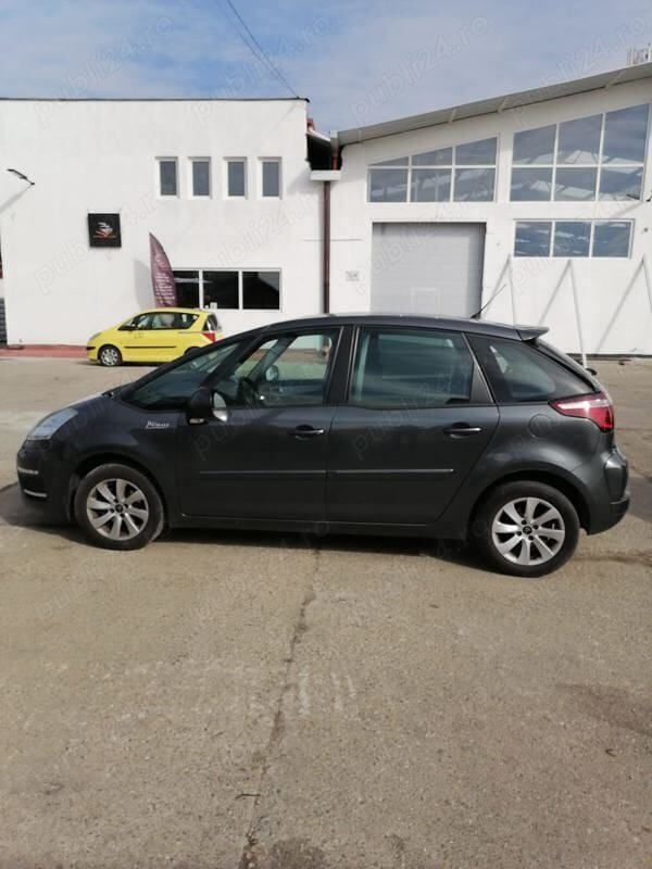 Utilizat 2012 Citroën C4 Picasso Seduction Monovolum | 4.400 EUR (Preț OK) - Imagine 1/4